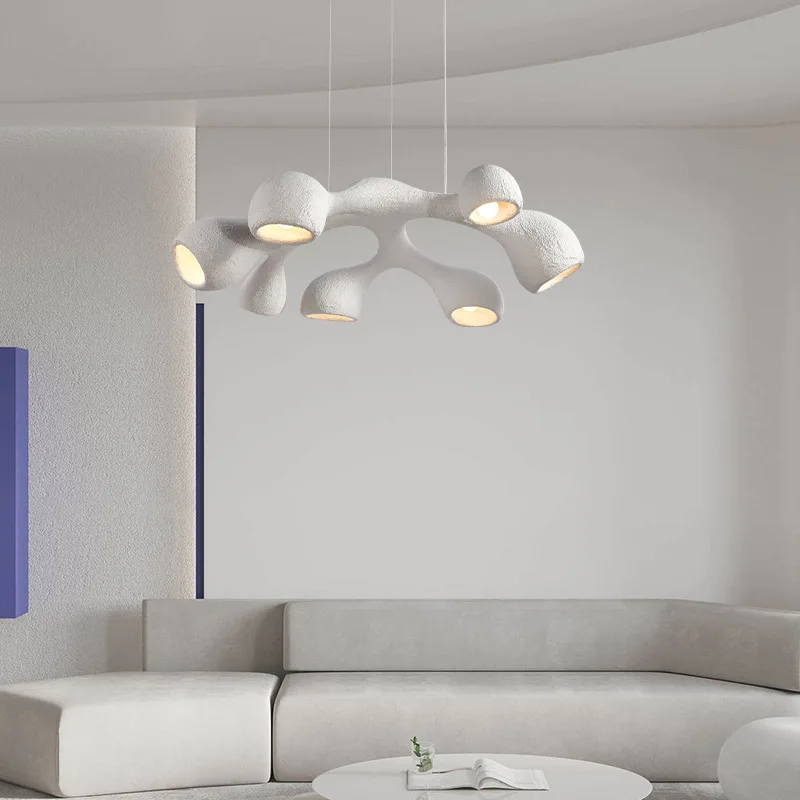 Interior Design Scandinavian - Lampadario dal Design Creativo per Sala