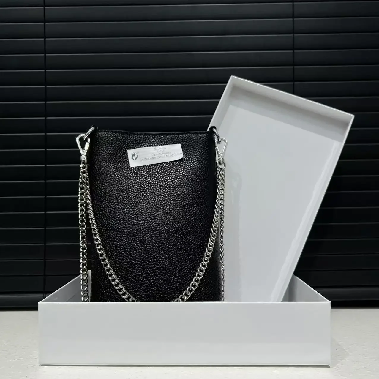 Borsa a tracolla dal design le - Interior Design Youtube recensione e prezzo